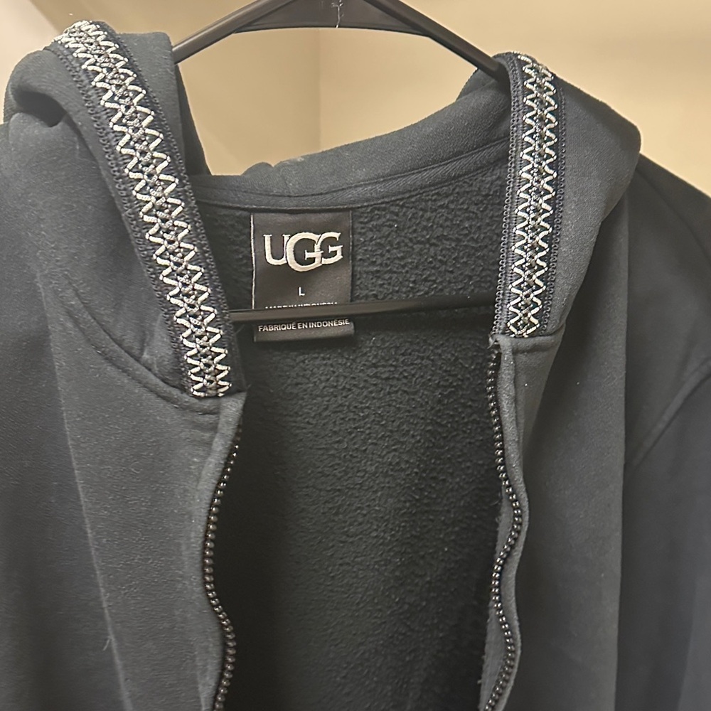UGG Black Zip Up Sweater - Picture 2 of 4